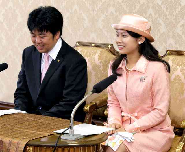 【実況・感想】高円宮家三女 絢子さま、守谷慧さん婚約会見
