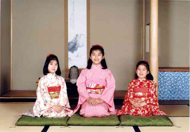 【実況・感想】高円宮家三女 絢子さま、守谷慧さん婚約会見