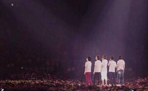 嵐、20周年ツアーは過去最大規模5大ドーム公演決定