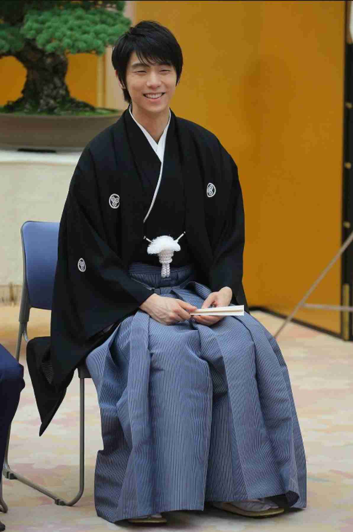 羽生結弦、サーシャ君との“天使すぎる1枚”が2万超反響　「破壊的可愛さ」の声も