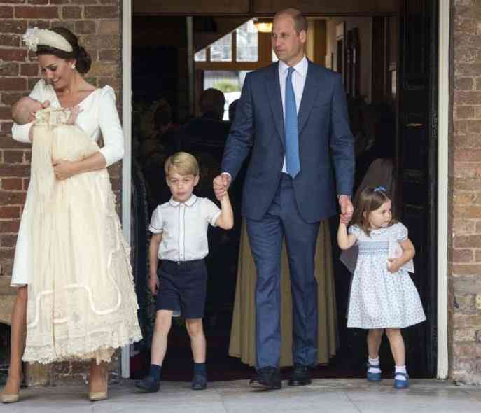 英国のジョージ王子が5歳に　弟生まれ「お兄さん」らしく