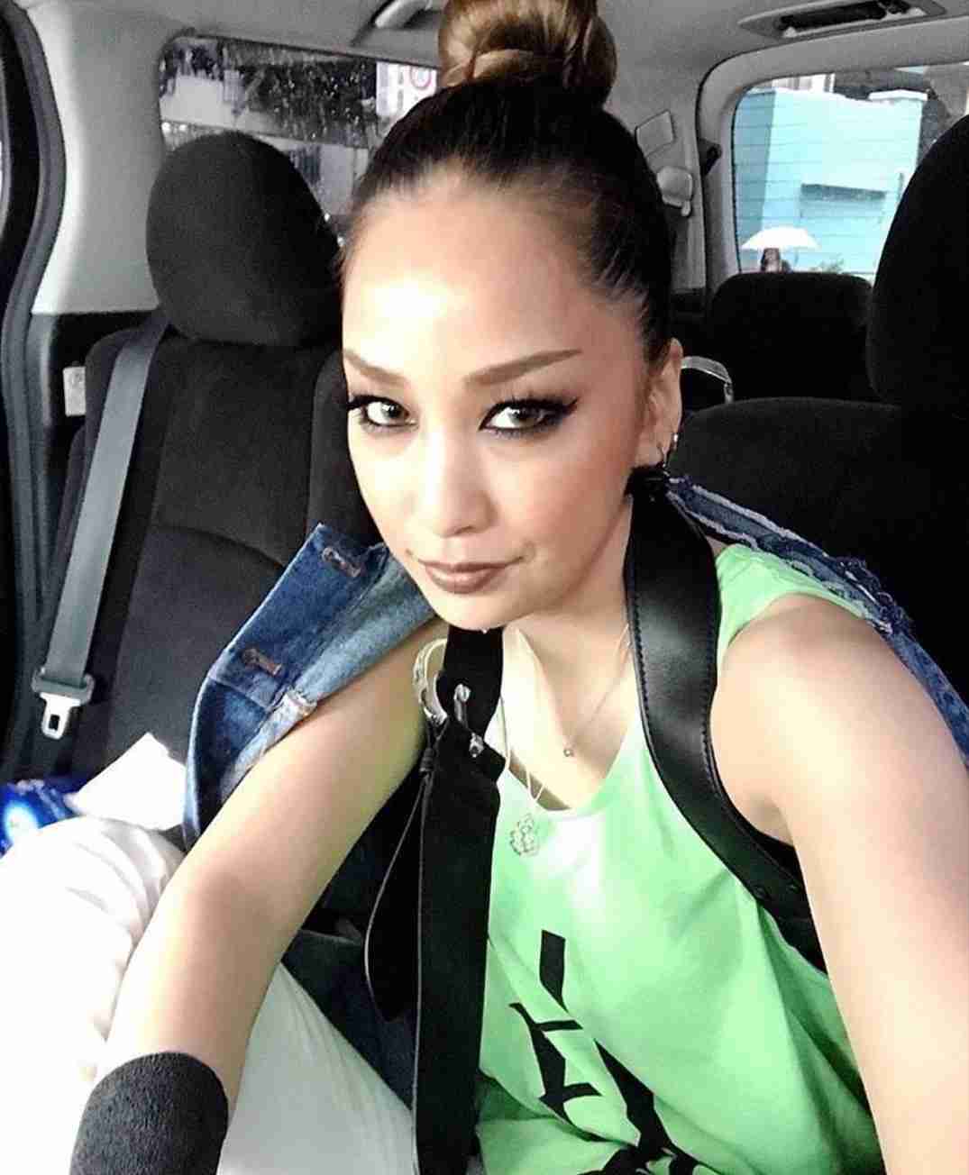 中島美嘉、茶髪ロングから劇的チェンジ ワンレンボブに驚きの声