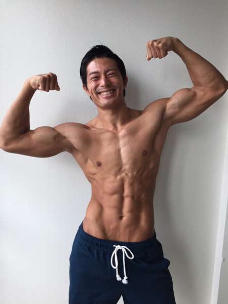 厚い胸板が大好物の人