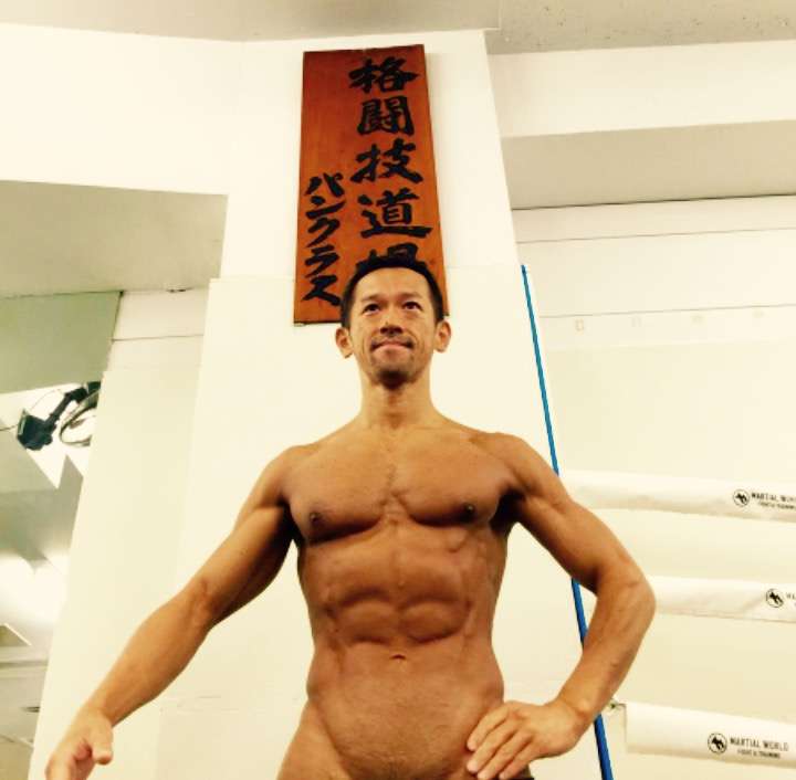 厚い胸板が大好物の人