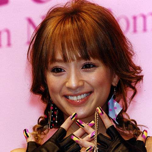 浜崎あゆみ、生歌を披露！29日に「LINE LIVE」と「インスタライブ」で