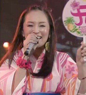 浜崎あゆみ、生歌を披露！29日に「LINE LIVE」と「インスタライブ」で