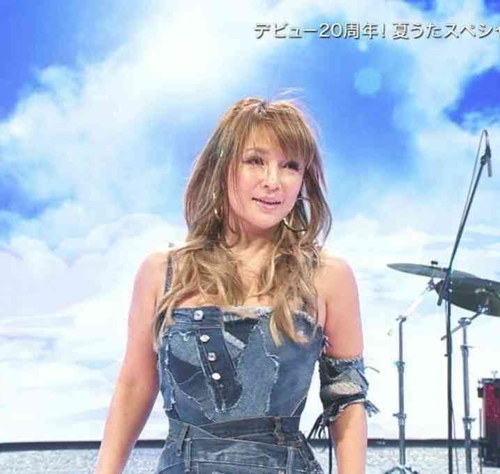 浜崎あゆみ、生歌を披露！29日に「LINE LIVE」と「インスタライブ」で
