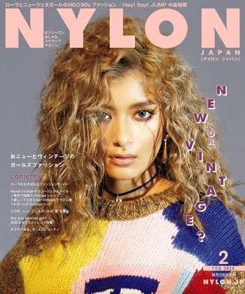 ローラ、イケメン外国人モデルと3ショット