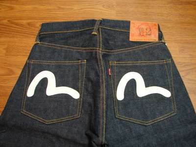 COACHでなく「高知」の財布、ノンスタイル石田明ツイートで完売「想定外の注文殺到」