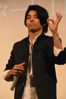村上虹郎　8年前の自宅全焼を語る「オヤジが担いで」救出、危機一髪