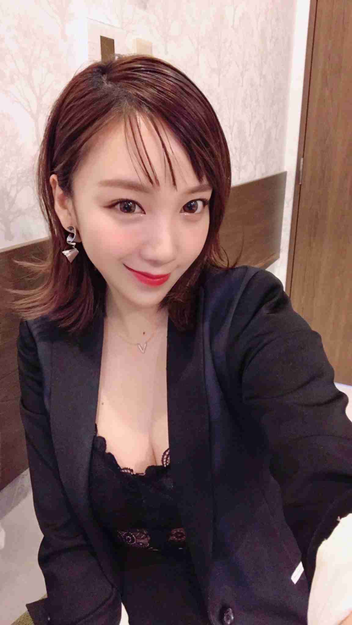 「パロディーリュックかわいい」ざわちん、ブランドの