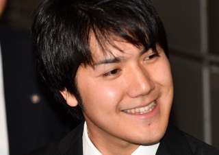 適当に名前を言ったらその名前の人物の画像が返ってくるトピ