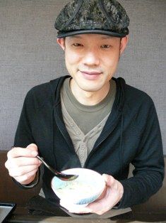 適当に名前を言ったらその名前の人物の画像が返ってくるトピ