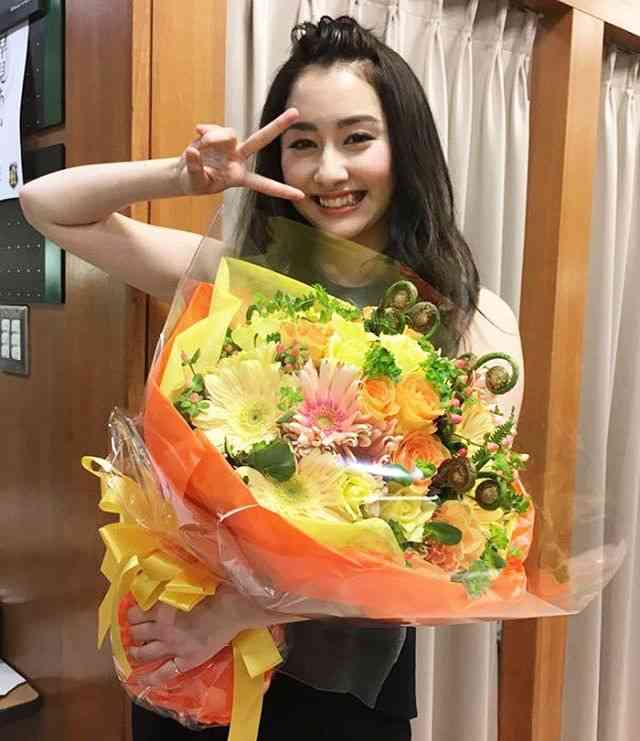 日々充実の元ももクロ「有安杏果」ヨガ中の美ボディを公開