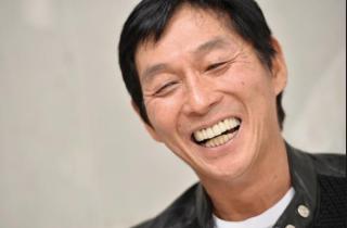 同じヘアスタイルを貫く人