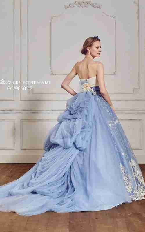 お気に入りのブルーを見せて！