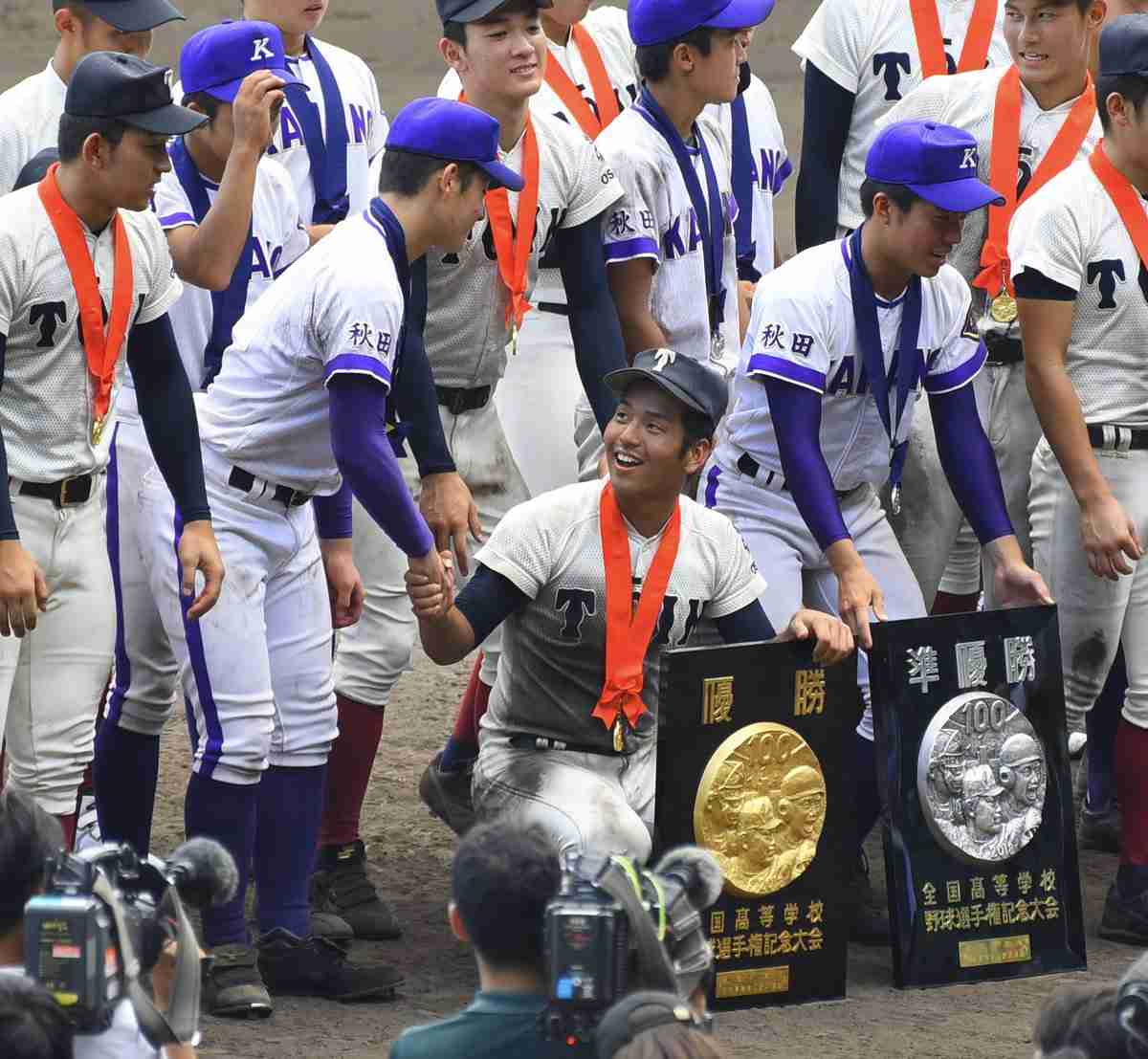 金足農・吉田、号泣「歯がたたなかった」　4回から足動かず…それでも甲子園に感謝