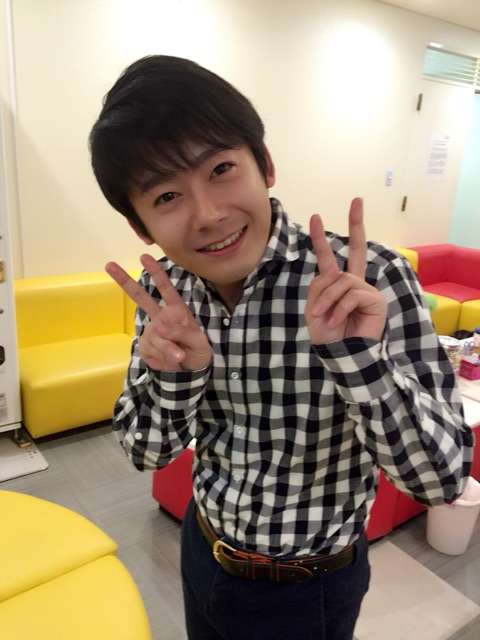 お笑いタレントの画像を貼って名前がわかればプラス