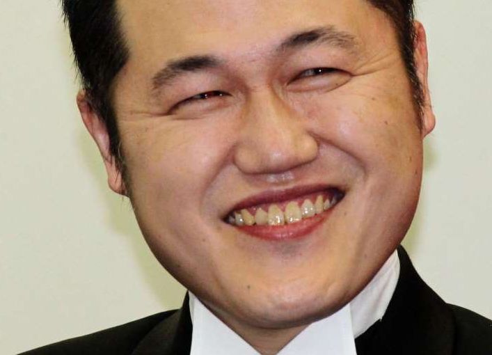 お笑いタレントの画像を貼って名前がわかればプラス
