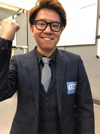 お笑いタレントの画像を貼って名前がわかればプラス