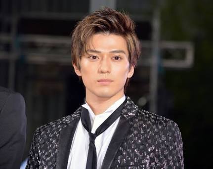 新田真剣佑の弟デビュー、親子ハリウッド目指し千葉真一が鬼特訓