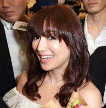 浜崎あゆみ、久しぶりの“ボブヘア”で雰囲気一新 「かわいい」と話題