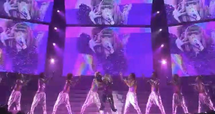 浜崎あゆみ、久しぶりの“ボブヘア”で雰囲気一新 「かわいい」と話題