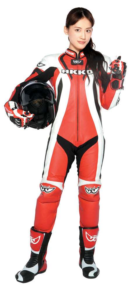 女優さんの全力変顔・コスプレが見たい!