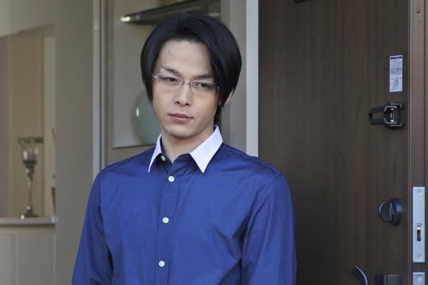 麻生久美子と中村倫也がanan表紙で“大人の恋”を表現「今年イチのドキドキ」