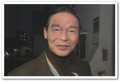 名前を聞かないと誰だかわからなさそうな有名人画像を貼るトピ