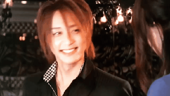 フォルダ内のイケメンGIF画像を解き放つトピ