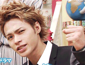 フォルダ内のイケメンGIF画像を解き放つトピ