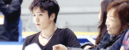 フォルダ内のイケメンGIF画像を解き放つトピ