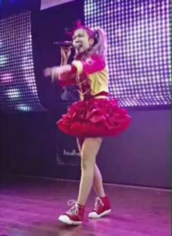 「素っぴんでも可愛い！」ざわちん、パジャマ姿のナチュラルオフショットに絶賛の声