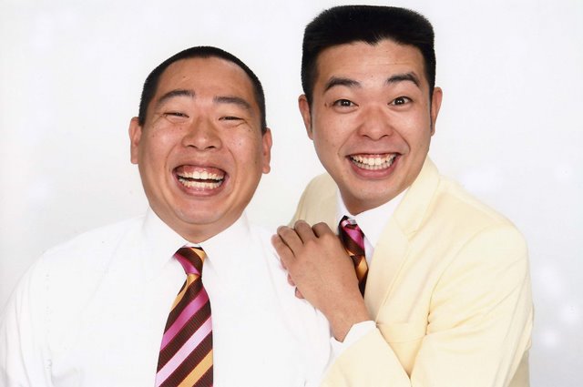 お笑いタレントの画像を貼って名前がわかればプラス