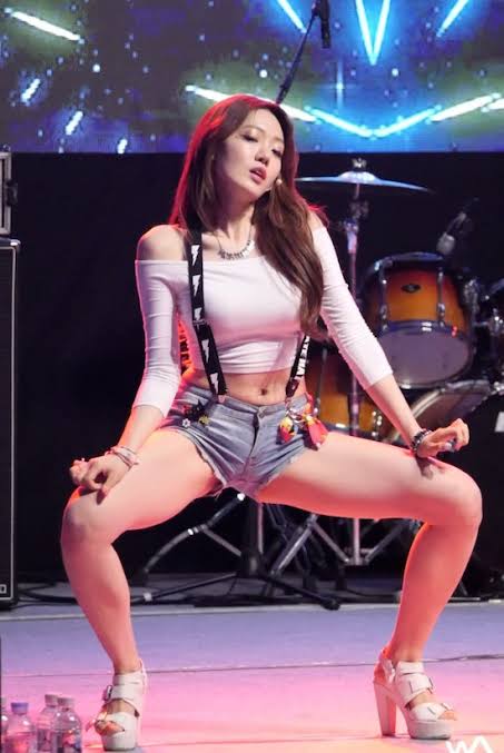 水原希子、「漫画のワンピースにいそう…」個性的すぎる私服姿に反響続々