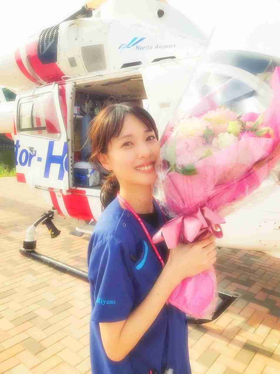 シンプルに一つに結ばれた髪型の芸能人がみたい。