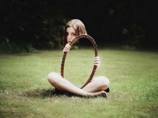 画像フォルダの中で一番綺麗な女性をアップするトピ