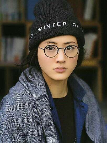 画像フォルダの中で一番綺麗な女性をアップするトピ