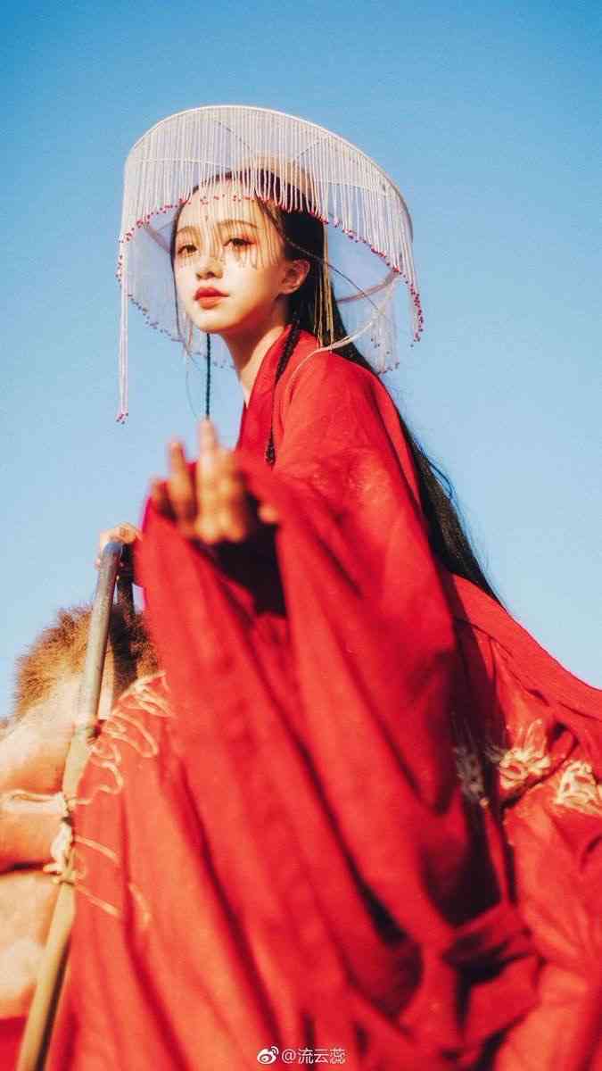 画像フォルダの中で一番綺麗な女性をアップするトピ
