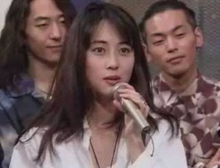 画像フォルダの中で一番綺麗な女性をアップするトピ