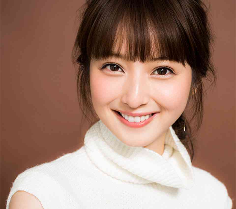 画像フォルダの中で一番綺麗な女性をアップするトピ