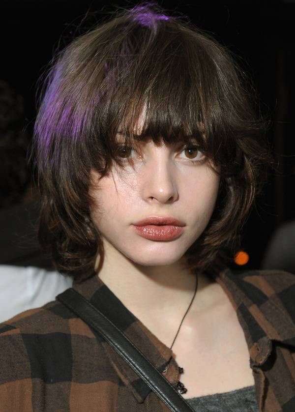 画像フォルダの中で一番綺麗な女性をアップするトピ