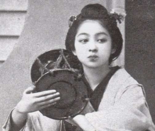 画像フォルダの中で一番綺麗な女性をアップするトピ