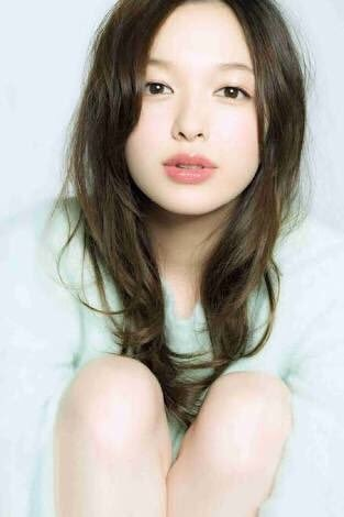 画像フォルダの中で一番綺麗な女性をアップするトピ