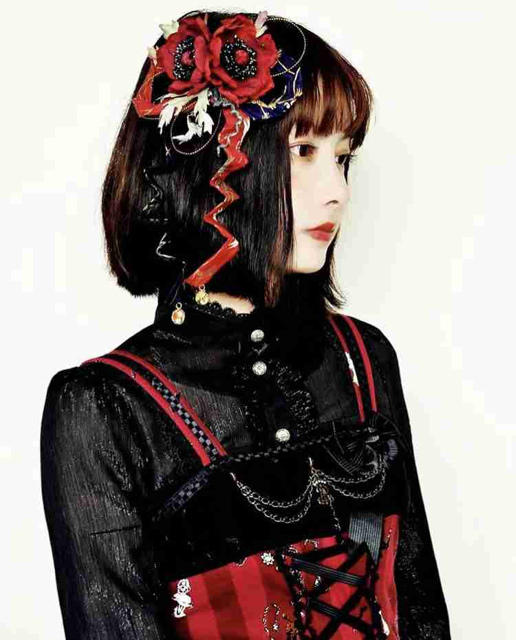 画像フォルダの中で一番綺麗な女性をアップするトピ