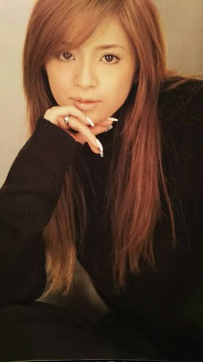 画像フォルダの中で一番綺麗な女性をアップするトピ