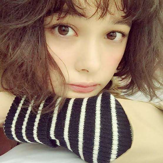 画像フォルダの中で一番綺麗な女性をアップするトピ