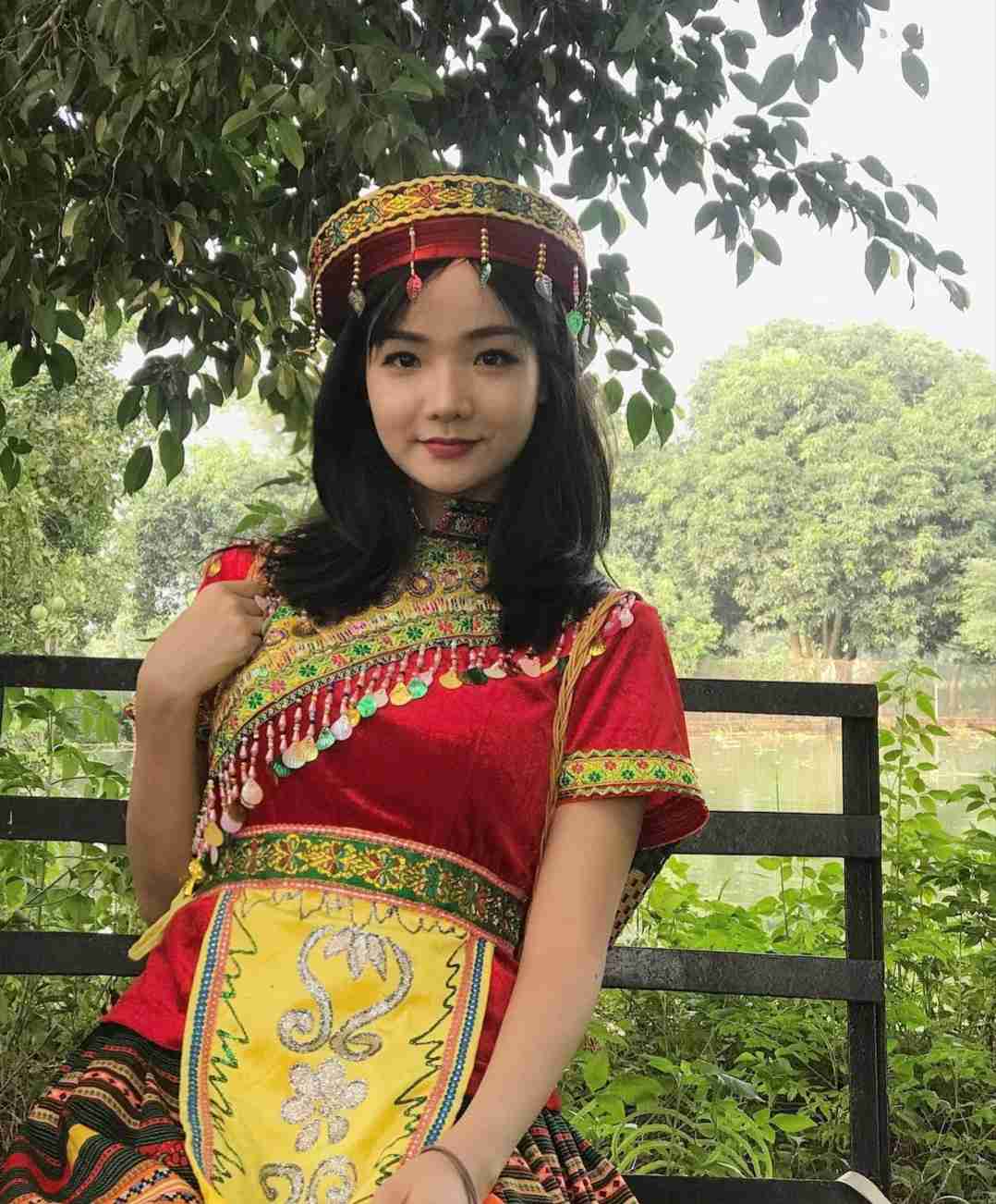 画像フォルダの中で一番綺麗な女性をアップするトピ