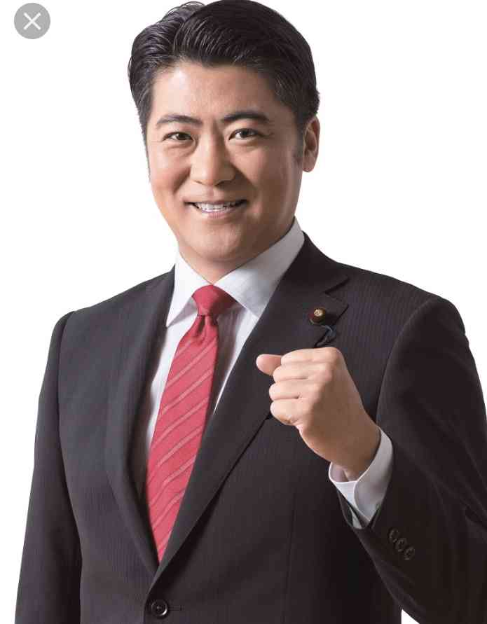 このグループにいても違和感なさそうな画像